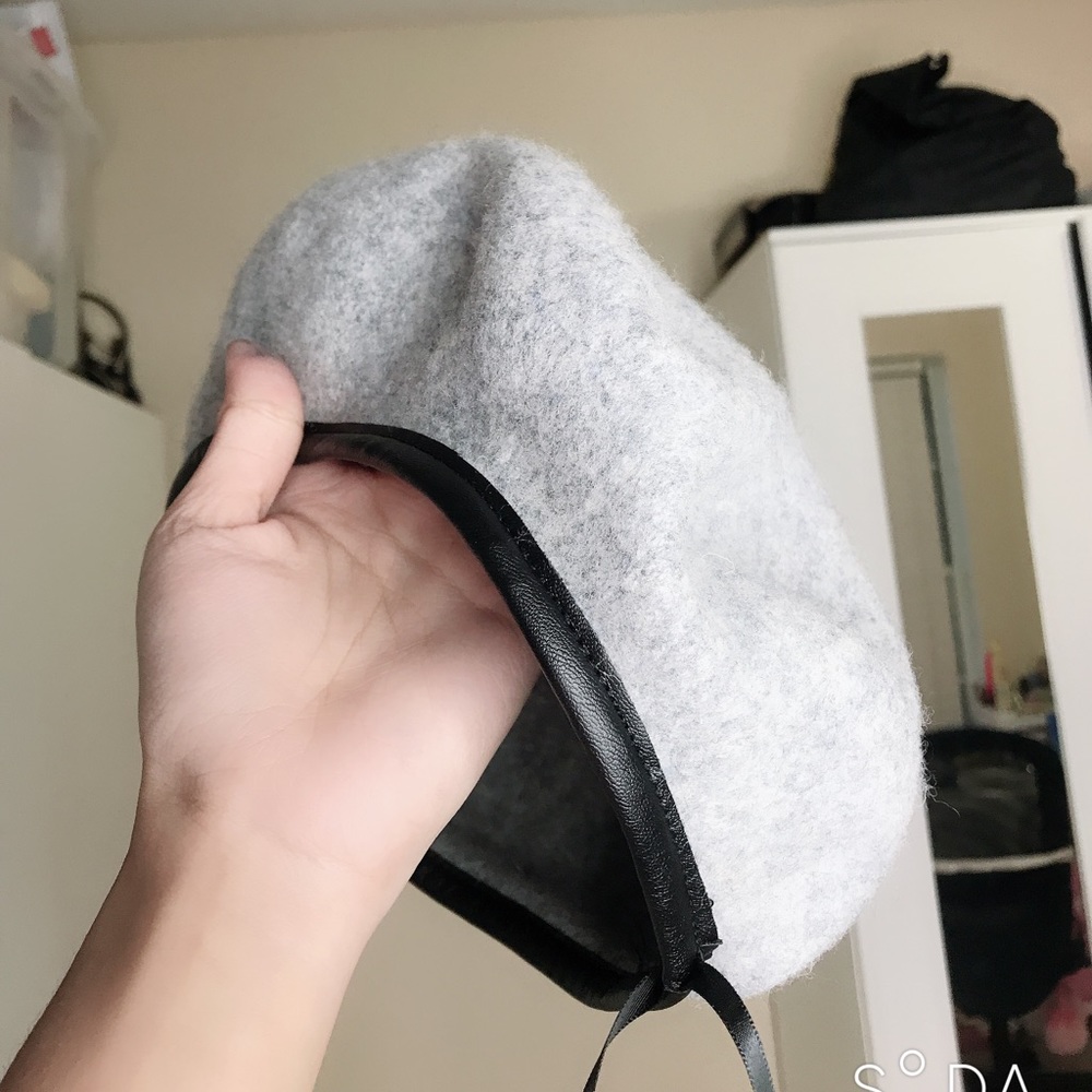 Gray beret